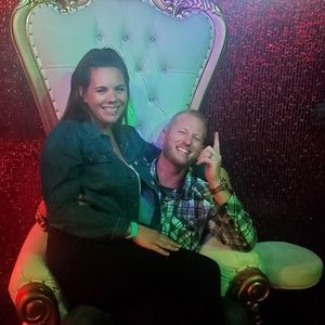 Meet your Posher, Davanne